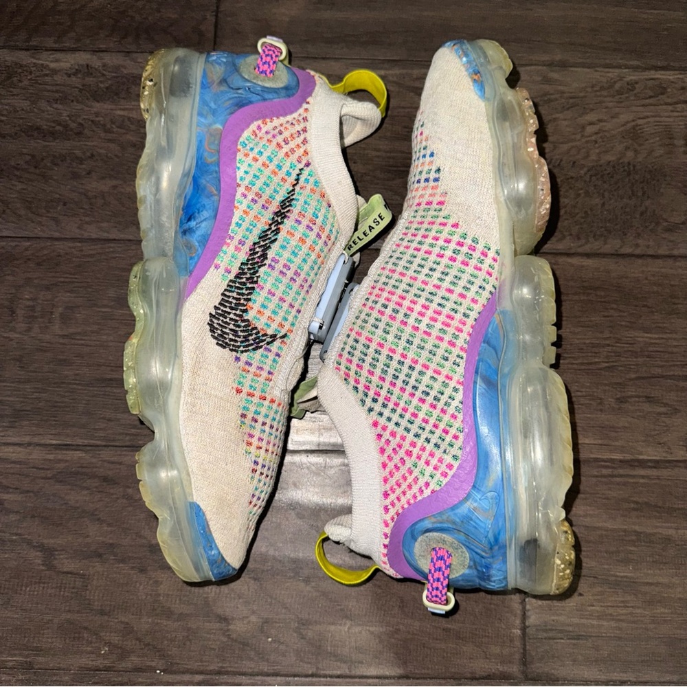 Air VaporMax 2020 Flyknit 'Multi-Color' - Picture 6 of 13